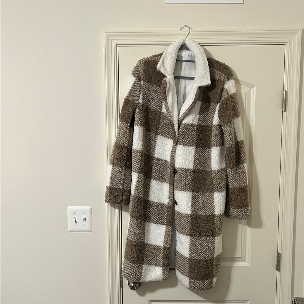 Cozy Checkered Brown and White Teddy Jacket